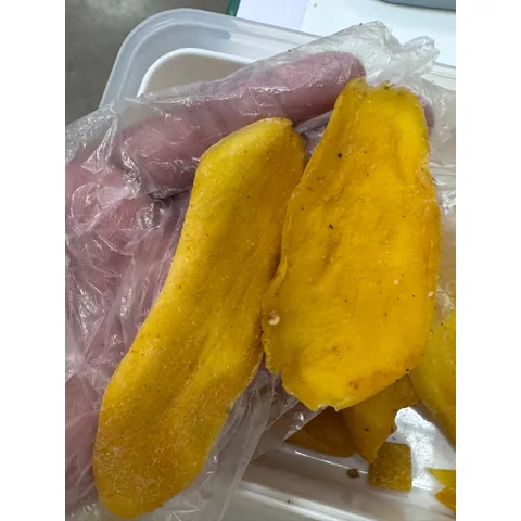 [200G]Dried mango with spicy salt and chili flavor, natural, soft, 200G bag - Viza Food