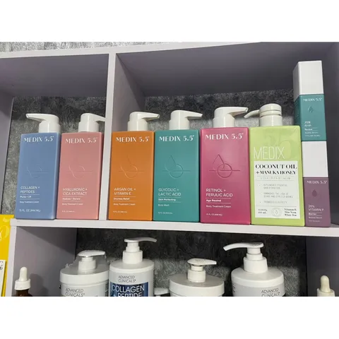 [MỸ] serum 20% AHA/ PHA Booster 50ml pH5.5  Medix 5.5 làm sạch da, sáng da, làm chậm quá trình lão hoá & dưỡng ẩm cho da