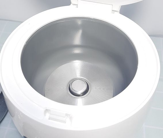 Vỏ Nồi Cơm LocknLock EJR426 0.8L (Không Bao Gồm Lòng Nồi Cơm)- Hàng Chính Hãng