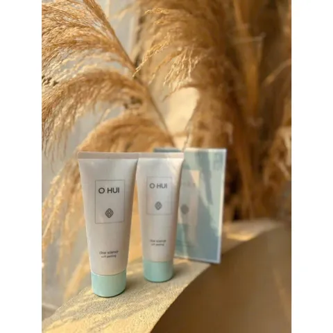 Tẩy da chết OHUI tuýp Clear Science Soft Peeling 100ML 763924