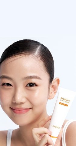 (Móp hộp) Kem chống nắng dưỡng sáng Laneige Radian C Sun Cream SPF50 - Fullsize 50ml Chính Hãng