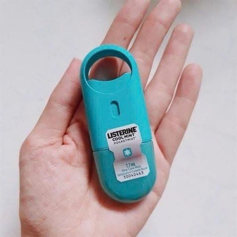 [ HOẢ TỐC] Bộ 2 chai nước xịt thơm miệng Listerine Cool Mint Pocketmist của Mỹ