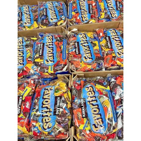 [ HỎA TỐC] Kẹo Socolla Kirkland Signature Favorites Variety 2,55Kg