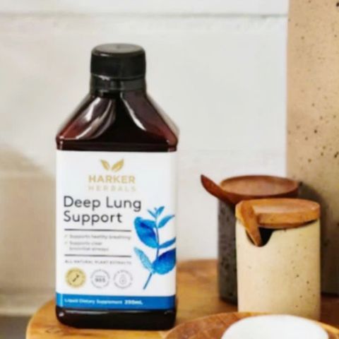 Siro Bổ Phổi Harker Herbals Deep Lung Support 250 mL - Hỗ Trợ Tăng Cường Đường Hô Hấp - Kháng Viêm - Giảm Ho - Giải Pháp Chăm Sóc Chuyên Sâu cho Phổi  - S/P Chuẩn New Zealand