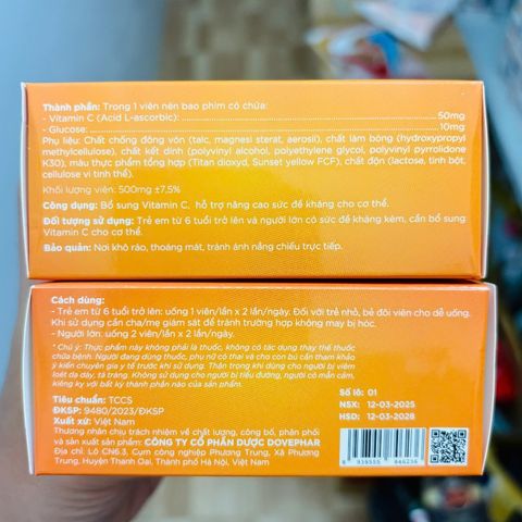 Vitamin C chai 100 viên giúp chống oxy hóa, tăng cường sức đề kháng