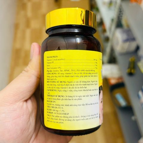 Vitamin C chai 100 viên giúp chống oxy hóa, tăng cường sức đề kháng