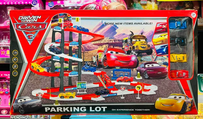 Đồ Chơi Lắp Ghép Mô Hình Bãi Đỗ Xe Ô Tô Cars McQueen Có Đường Trượt Xoắn Ốc 553-123