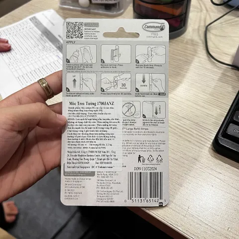 Móc dính tường 3M COMMAND™ 17003ANZ, chịu trọng tải 2,2 kg/móc - 1 móc/vỉ | Sản xuất tại Singapore