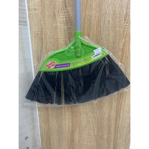 Chổi quét nhà 3M™ Scotch-Brite™ sợi nylon cao cấp, cán thép không gỉ - 28x105cm | xuất xứ Indonesia