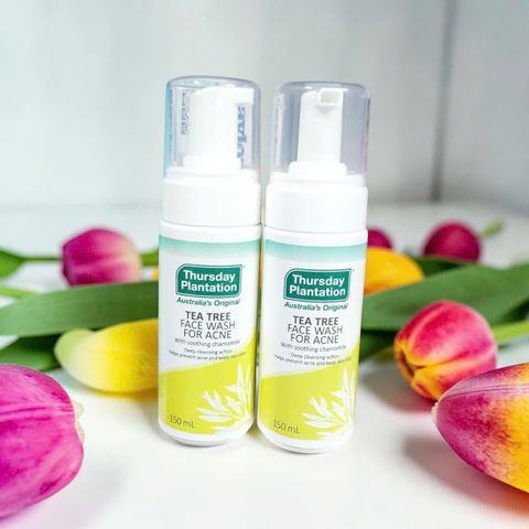 Thursday Plantation Acne Face Wash 150ml Chứa Tinh Dầu Tràm Trà