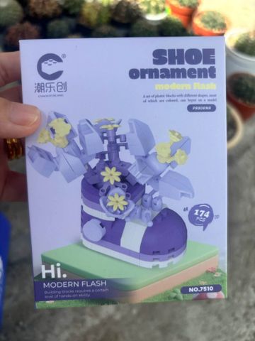 Bộ lắp ráp Hoa Nhựa hình chiếc giày