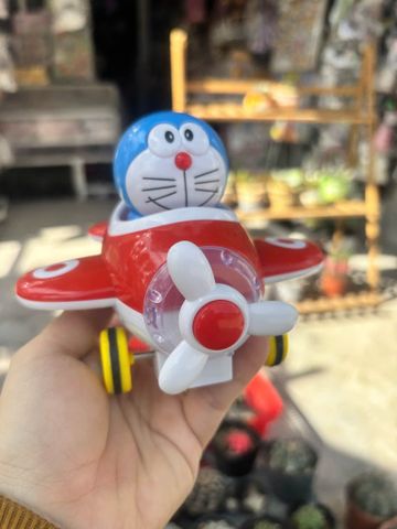 Đồ chơi nhựa Doremon lái máy bay