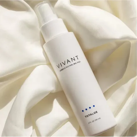 Gel Dưỡng Ẩm Vivant Totaloe Calming And Hydrating nk chính hãng