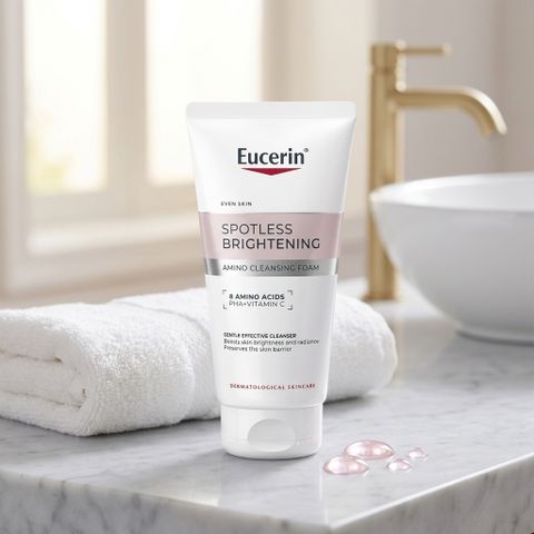 [Mẫu Mới] Sữa Rửa Mặt Eucerin Hỗ Trợ Làm Sáng Da, Giảm Đốm Nâu Spotless Brightening Gentle Cleansing Foam 150gr