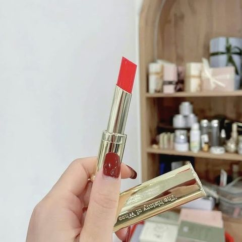 Whoo glow lip balm son dưỡng môi hồng hào, chống nắng SPF10 sale rẻ 85k 🎁