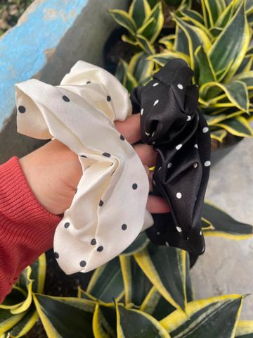 Buộc tóc nữ chấm bi vải phi lụa dày mịn