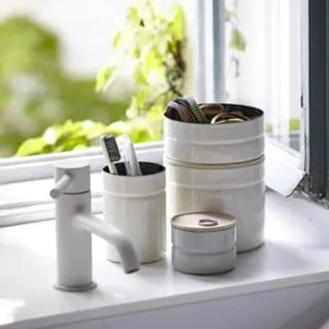 Hộp Đựng Gia Vị Riess Truehomeware 2173-212 615ml Pure White