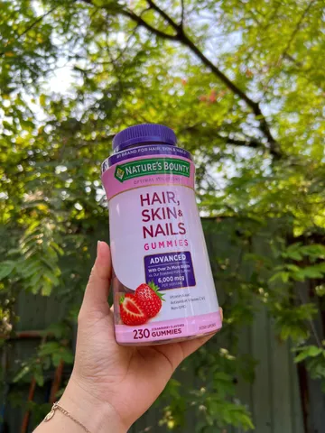 Kẹo dẻo giúp tóc, da, móng khỏe mạnh -  Nature’s Bounty Hair Skin & Nails Gummies của Mỹ (230 viên)