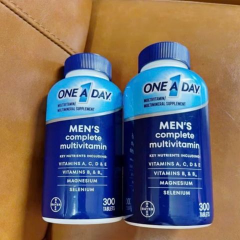 Viên uống Vitamin Tổng Hợp Bayer One A Day Men's Complete Multivitamin - 300 viên - Dành cho Nam Giới dưới 50 Tuổi