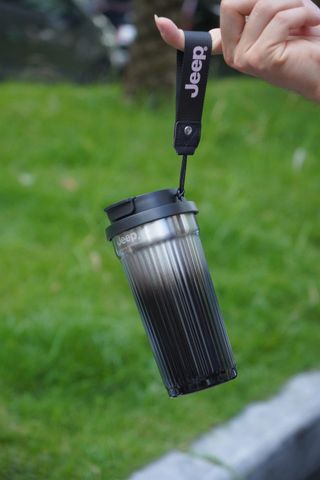 Cốc giữ nhiệt Jeep 550ml hiện đại, sang trọng, inox 316, kèm ống hút silicon thực phẩm an toàn