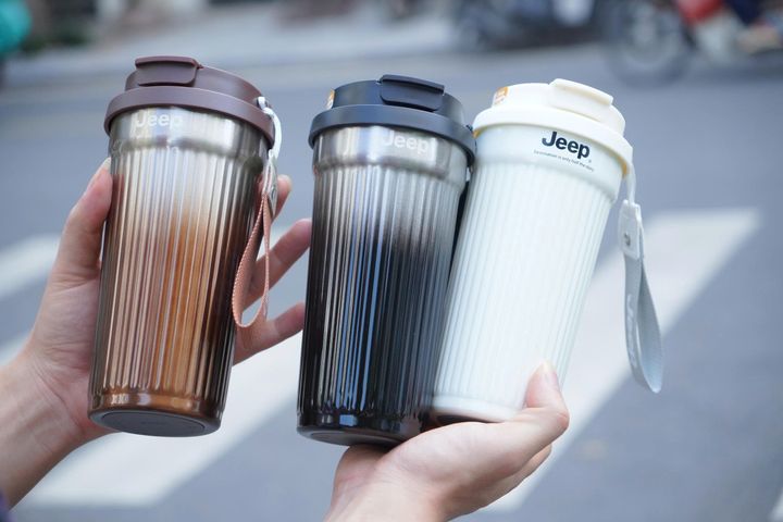 Cốc giữ nhiệt Jeep 550ml hiện đại, sang trọng, inox 316, kèm ống hút silicon thực phẩm an toàn