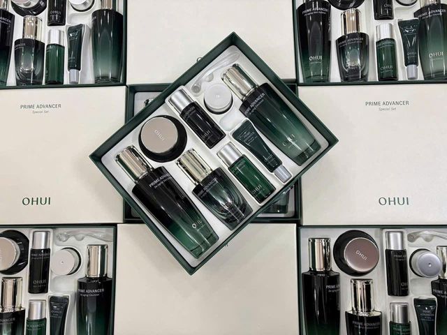 Set OHUI Xanh Prime Advancer Căng Bóng Và Trẻ Hóa Da 8 sản phẩm