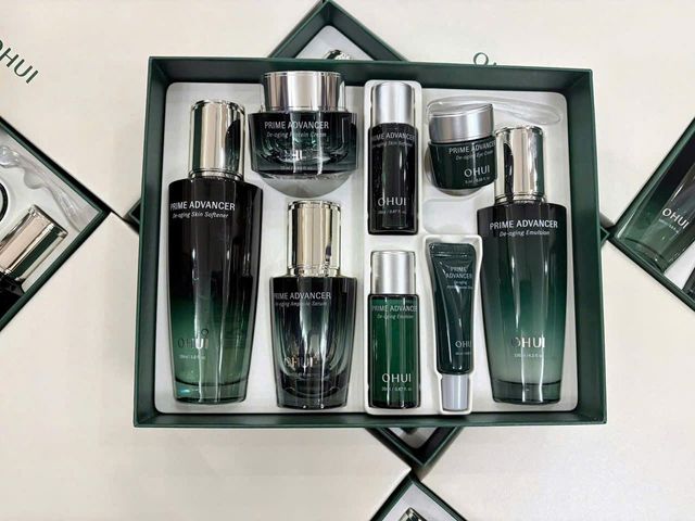 Set OHUI Xanh Prime Advancer Căng Bóng Và Trẻ Hóa Da 8 sản phẩm