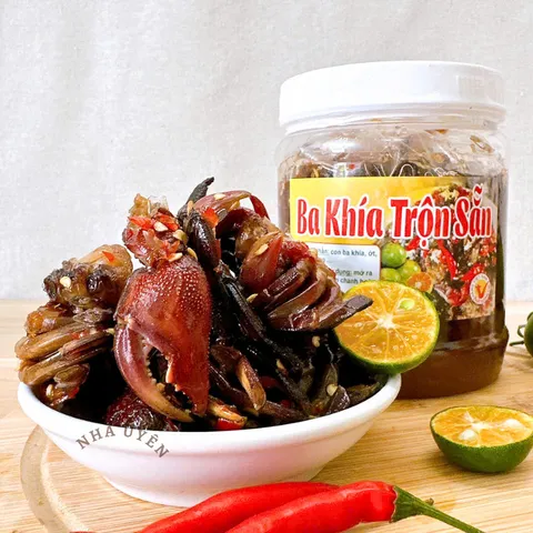 Ba Khía Trộn Tỏi Ớt  LỌ 650G,ủ bằng đường thốt nốt, Đặc Sản Miền Tây , đơn 800k tặng quà