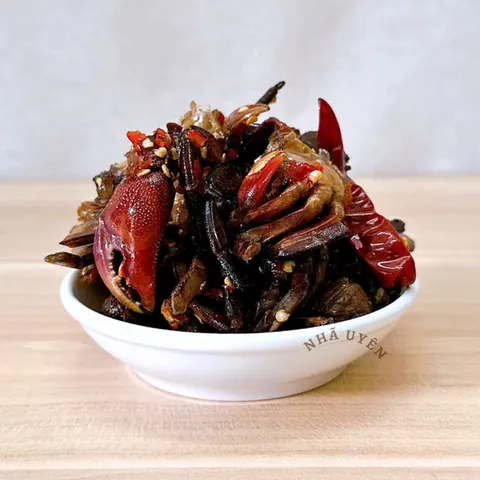 Ba Khía Trộn Tỏi Ớt  LỌ 650G,ủ bằng đường thốt nốt, Đặc Sản Miền Tây , đơn 800k tặng quà