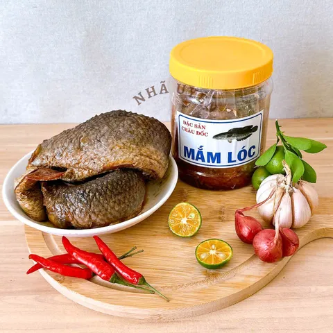 Mắm cá lóc nguyên con thịt ngọt LỌ 500G, ủ bằng đường thốt nốt,thơm, không chất bảo quản,đơn 800k tặng quà trực tiếp