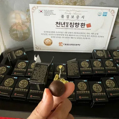 An Cung Ngưu Trầm Hương Lên Men Cheonnyeon Chim Hyang Hwan Premium Hàn Quốc Hộp 60 Viên