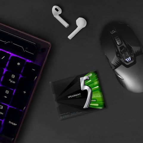 Kẹo cao su không đường 5 GUM hương bạc hà Spearmint Rain, gói nhỏ tiện dụng bỏ túi, hộp 15 que (gói 10 hộp)