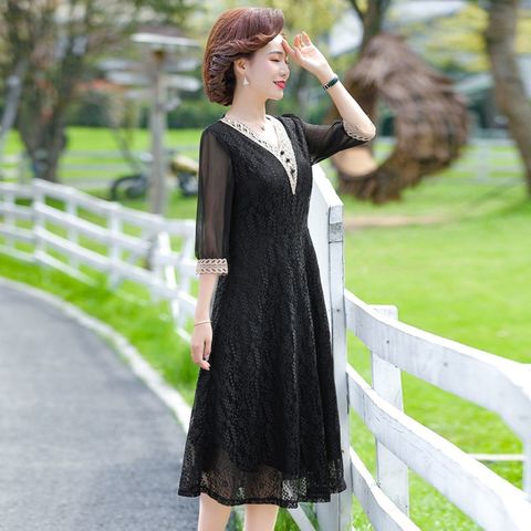 Đầm Dài Cổ V Thanh Lịch Phối Ren Cho Mẹ VH26