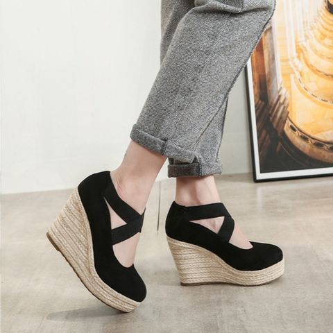 Giày Gót Nêm Mũi Tròn Lịch Sự Cho Nữ AG24