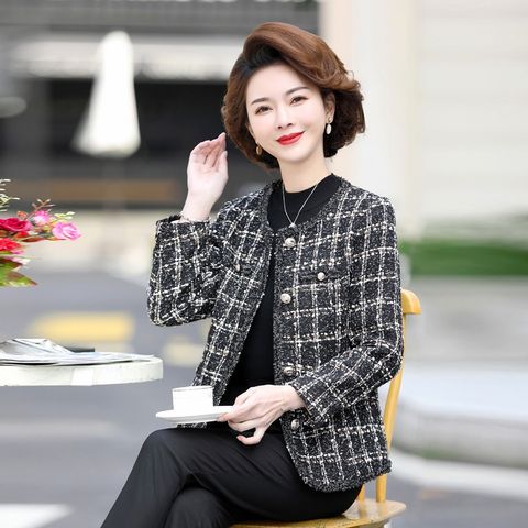 Áo Khoác Dạ Tweed Mùa Xuân Cho Mẹ Lịch Sự AD35