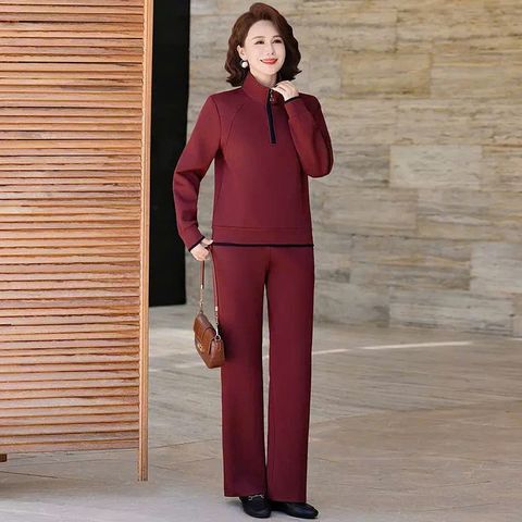 Bộ Đồ Thể Thao Xuân Thu Năng Động Cho Nữ Trung Niên AB64