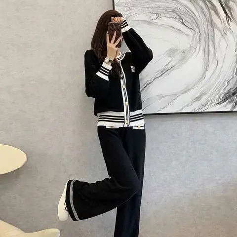 Bộ Đồ Dệt Kim Hai Mảnh Cá Tính Thời Trang AB50