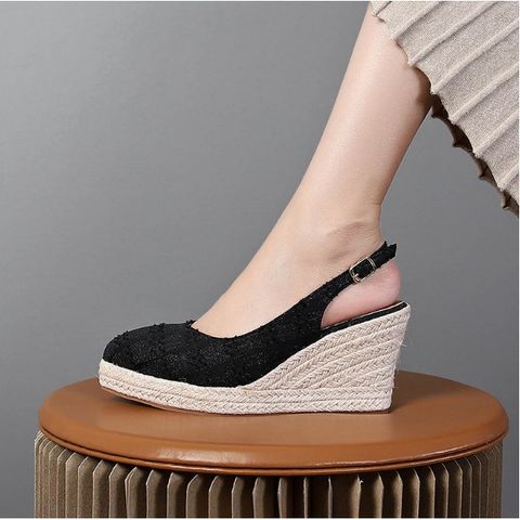Giày Nêm Công Sở Tăng Chiều Cao Cá Tính AG47