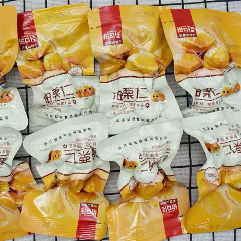 [MUA SỈ] Combo 10 Gói Hạt Dẻ Trùng Khánh Yikoujia (100g/gói) - Hạt Dẻ Tách Vỏ Hấp Chín, Ngọt Bùi Tiết Kiệm