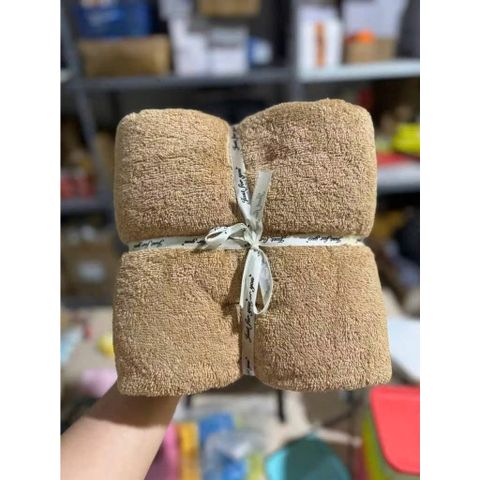 Combo 2 Khăn Tắm Lông Cừu Xuất Khẩu Khổ Lớn 70x140cm Siêu Thấm Hút - Mềm Mại Không Ra Lông - Quà Tặng Sang Trọng