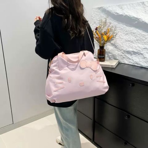 Túi Xách Nữ Hello Kitty Dáng Duffle Quai Da Cao Cấp - Túi Đeo Chéo Du Lịch Đi Học Đi Chơi Cực Dễ Thương Hot Trend