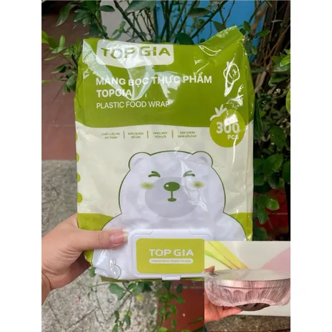 Túi màng bọc thực phẩm 300 chiếc chất liệu PE treo tường dạng rút tiện lợi, có chun co dãn siêu dai