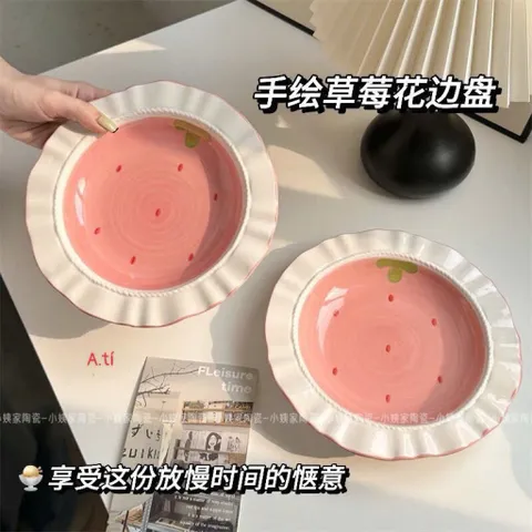 Đĩa Sứ Decor Hình Dâu Tây Viền Sóng - Đĩa Đựng Trái Cây, Bánh Ngọt Dễ Thương Cho Bé, Chụp Ảnh Sống Ảo Cao Cấp