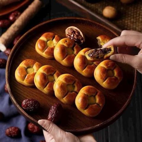 [Hộp 1KG] Bánh Táo Đỏ Óc Chó Thượng Hạng - Bánh Thực Dưỡng Ít Ngọt, Tốt Cho Sức Khỏe (1000g)