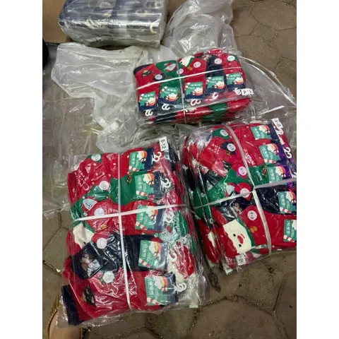 Tất Noel Họa Tiết Dễ Thương - Set 10 Đôi Tặng Lễ Giáng Sinh