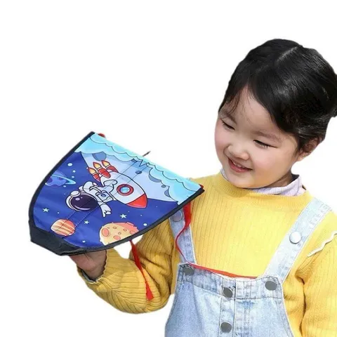 Thanh lý Đồ chơi máy thả diều súng bắn diều cho bé