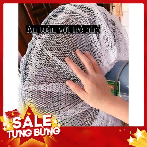 Lưới bọc quạt size to giữ an toàn cho bé