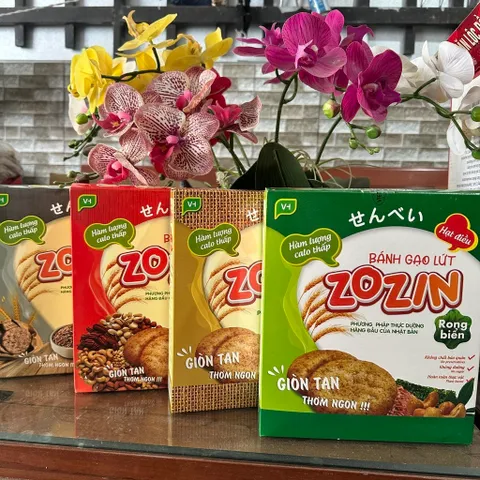 Bánh gạo lứt ZOZIN Việt Hải giòn ngon ăn kiêng - hộp 150g 15 gói