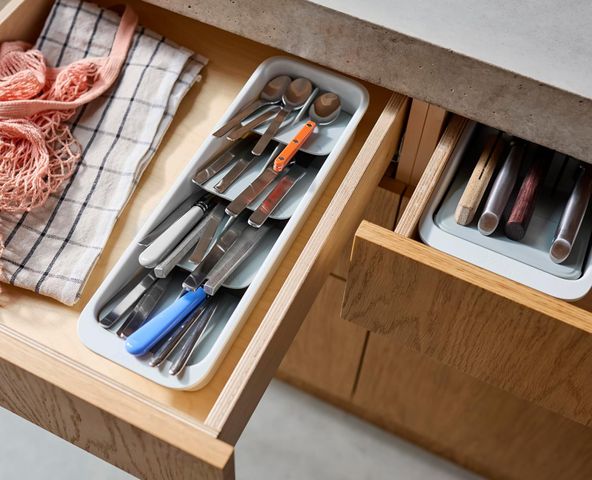 Hộp đựng dao kéo, thìa dĩa nhiều tầng nhỏ gọn Joseph Joseph 8500011 DrawerStore