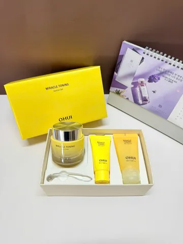 Set kem dưỡng trắng và căng bóng da Ohui Miracle Toning Glow Cream